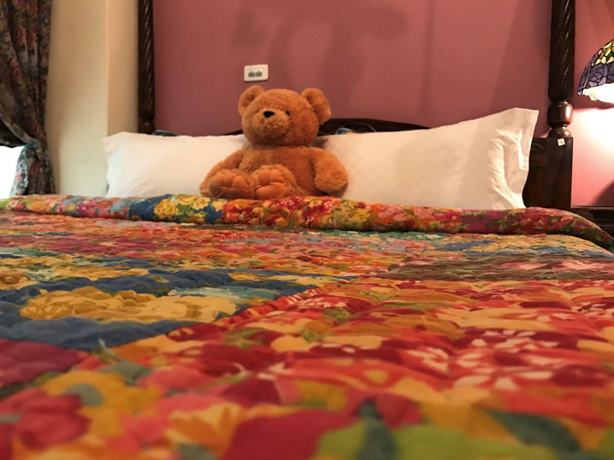Hualien Paris Home B&B Eksteriør billede